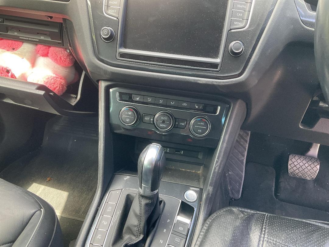 Photo '9' of Volkswagen Tiguan TDI Highline 4Motion Photo '9' of Volkswagen Tiguan TDI Highline 4Motion