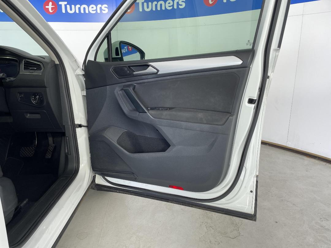 Photo '15' of Volkswagen Tiguan