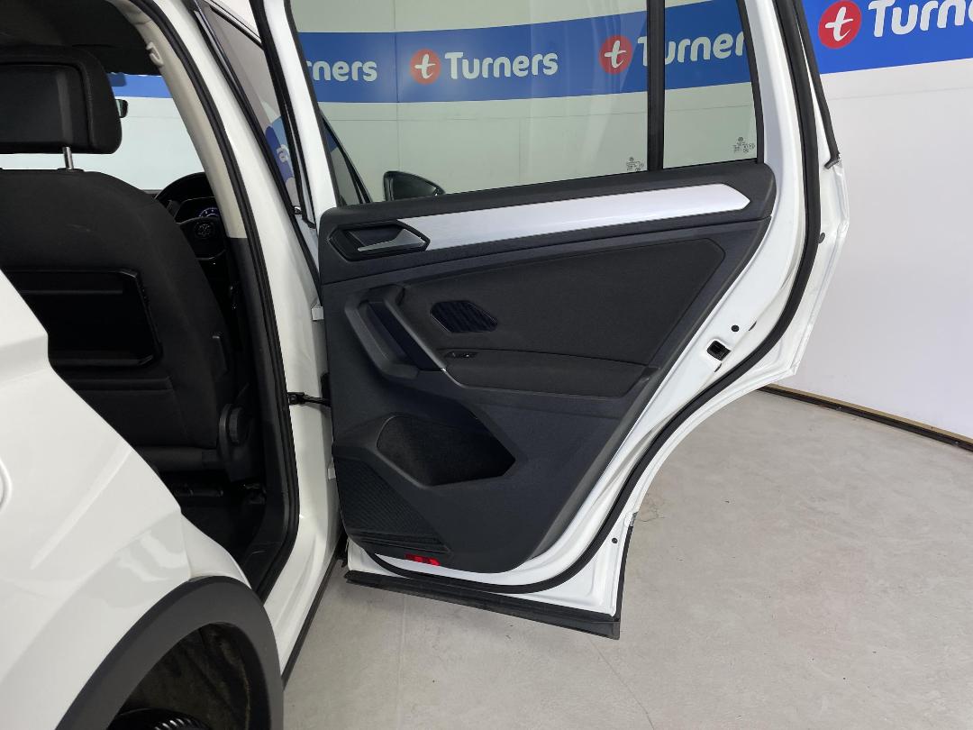 Photo '19' of Volkswagen Tiguan