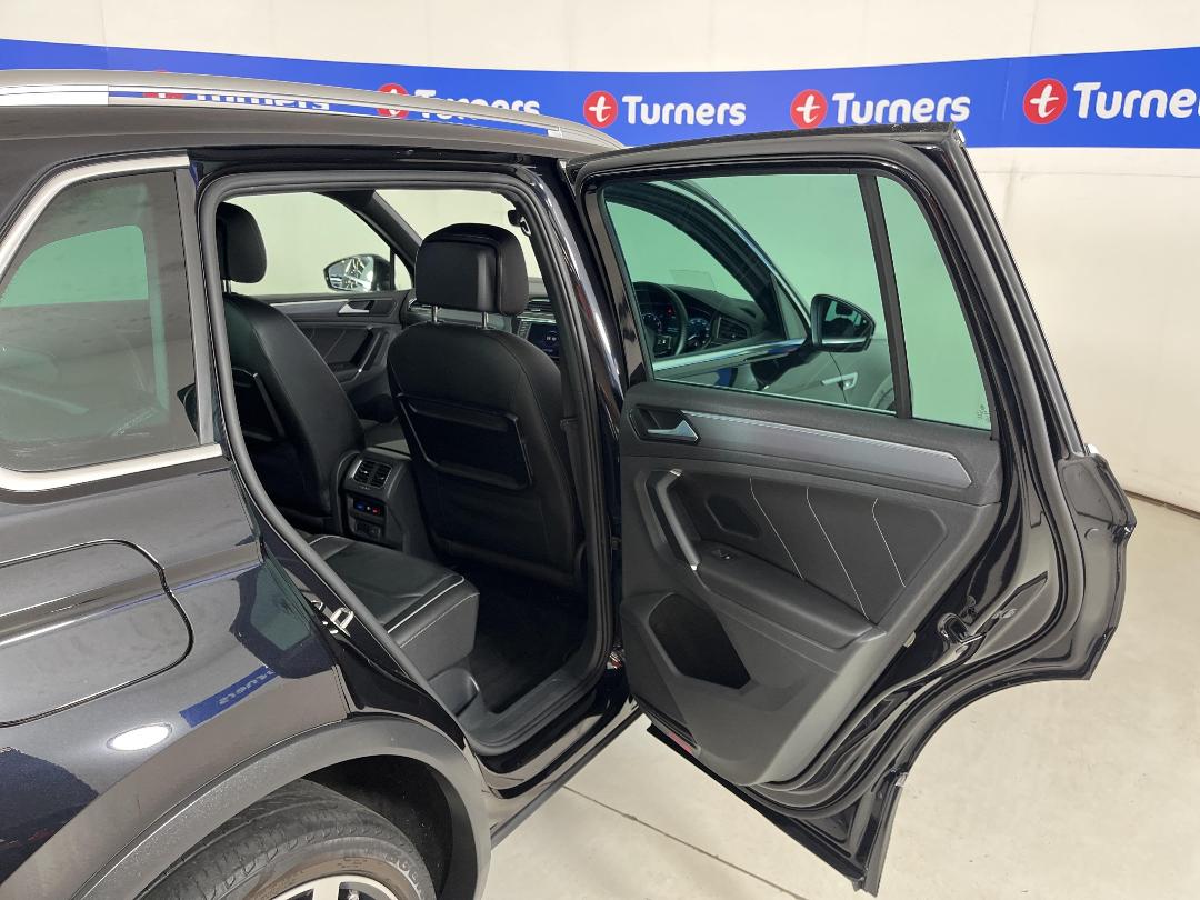 Photo '19' of Volkswagen Tiguan