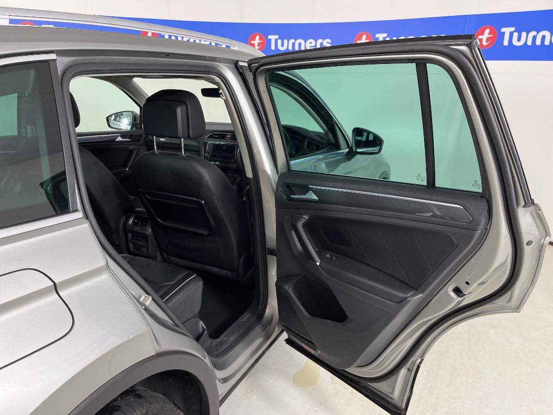 Photo '19' of Volkswagen Tiguan