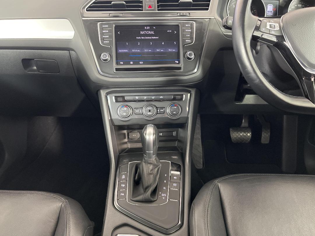 Photo '18' of Volkswagen Tiguan