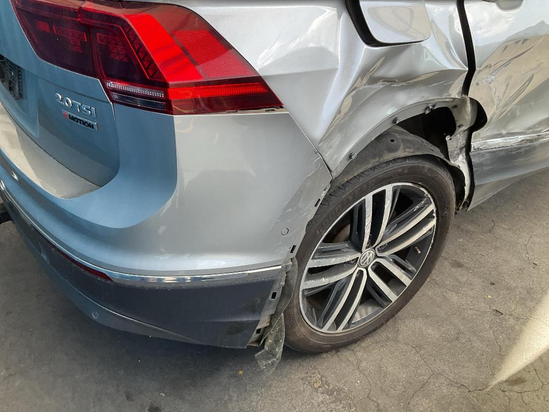 Photo '12' of Volkswagen Tiguan TSI Highline 4Motion Photo '12' of Volkswagen Tiguan TSI Highline 4Motion