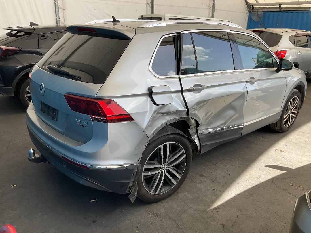 Photo '13' of Volkswagen Tiguan TSI Highline 4Motion Photo '13' of Volkswagen Tiguan TSI Highline 4Motion