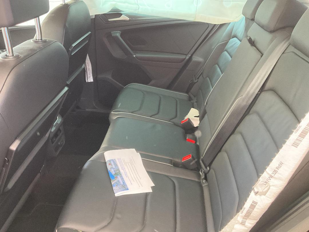 Photo '17' of Volkswagen Tiguan TSI Highline 4Motion Photo '17' of Volkswagen Tiguan TSI Highline 4Motion