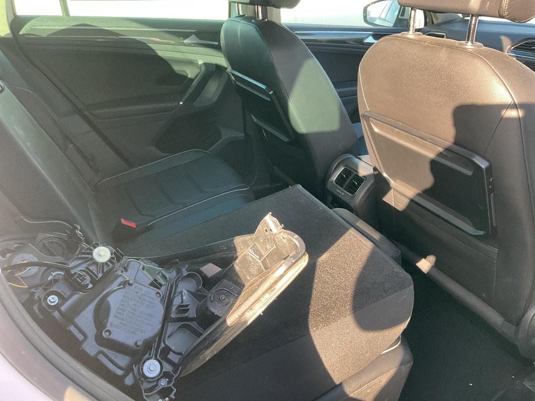 Photo '12' of Volkswagen Tiguan TDI Highline 4Motion Photo '12' of Volkswagen Tiguan TDI Highline 4Motion