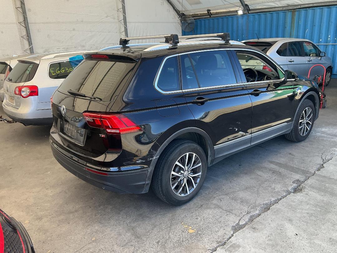 Photo '6' of Volkswagen Tiguan TSI Comfortline 2WD