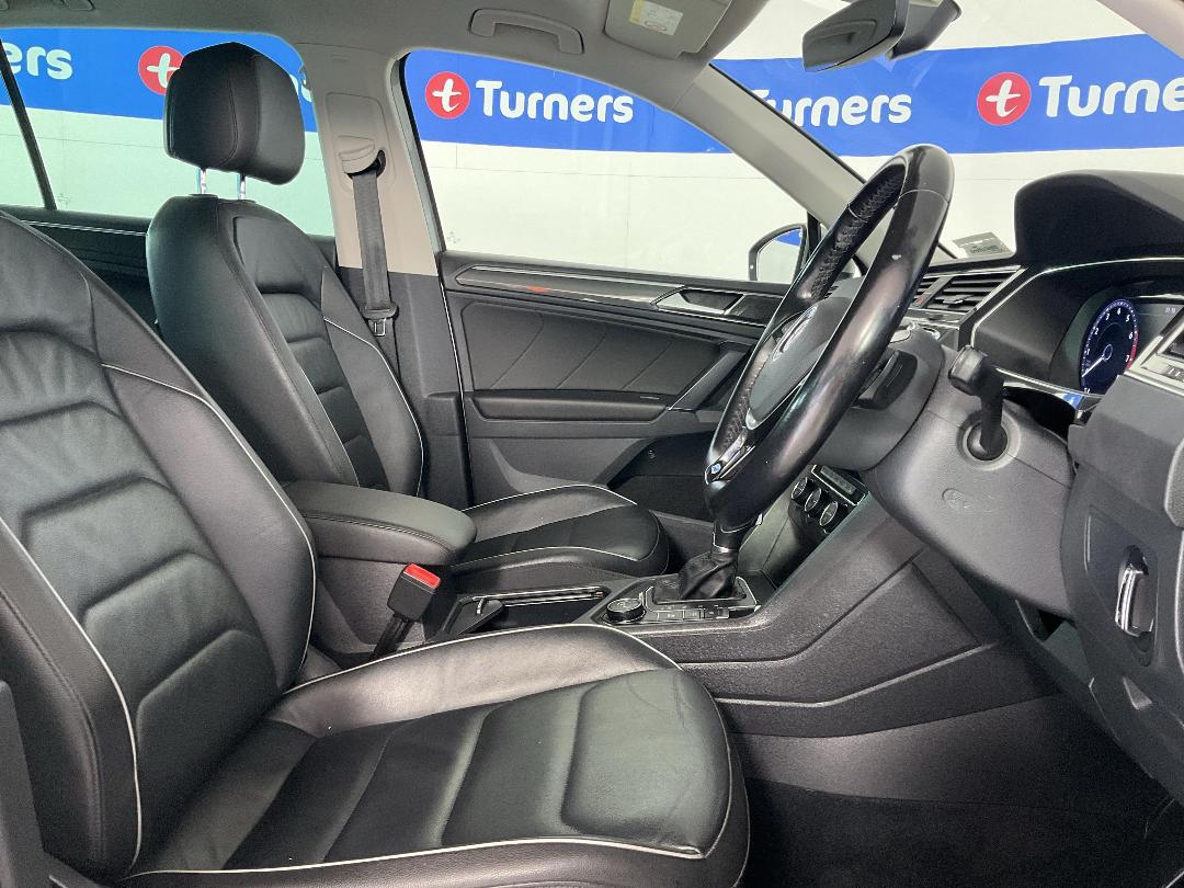 Photo '16' of Volkswagen Tiguan