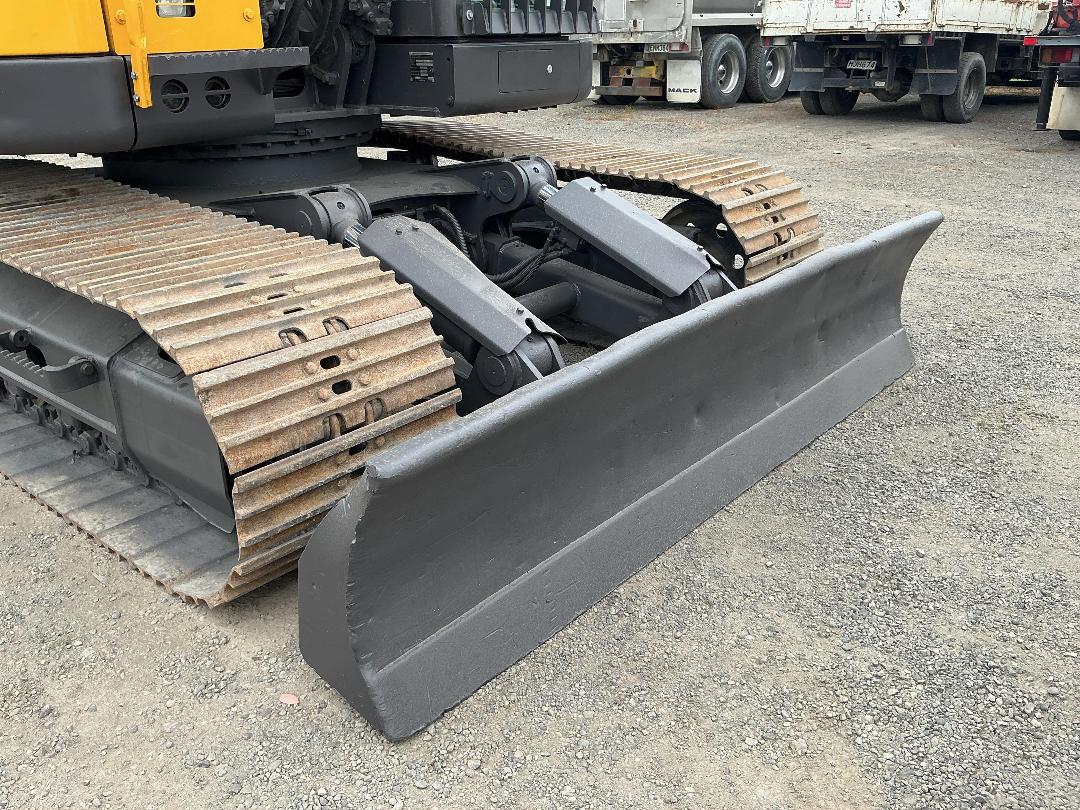 Photo '19' of Volvo EC145CL Excavator