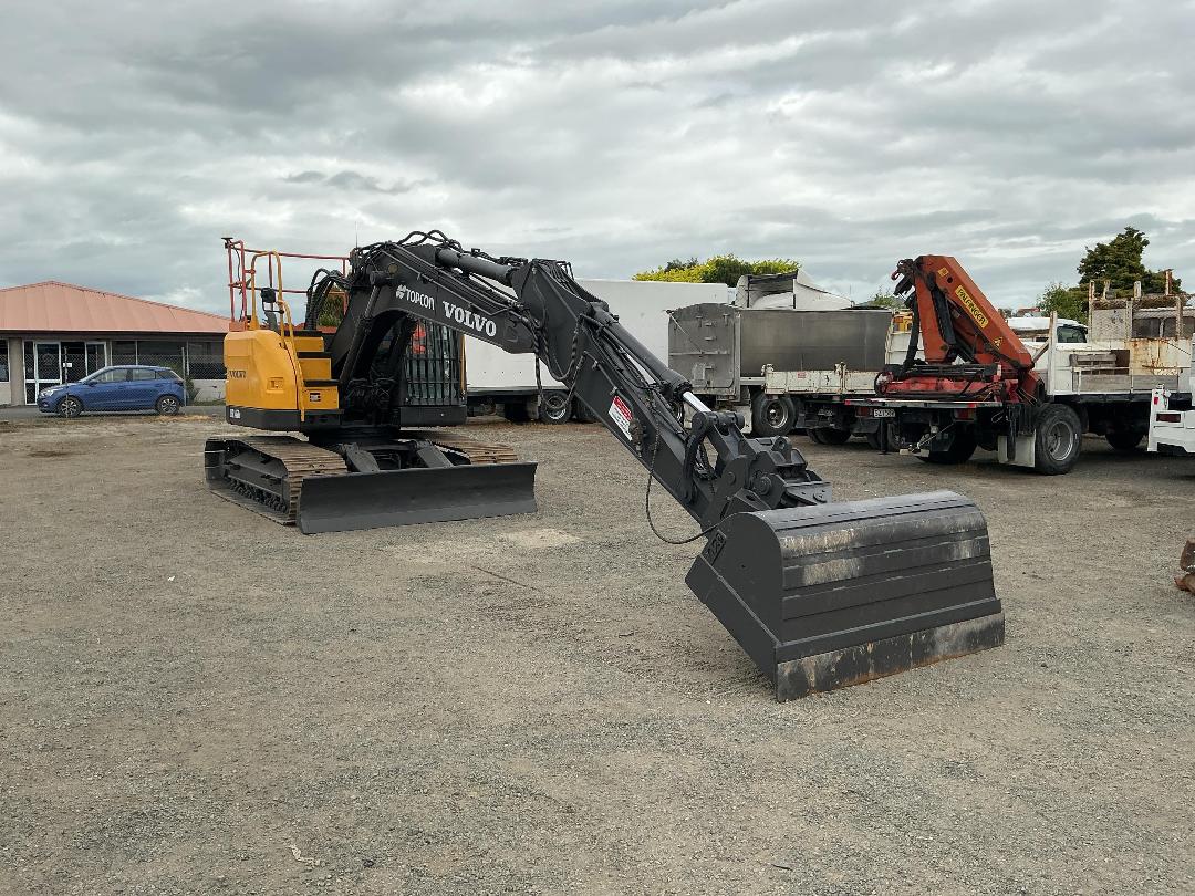 Photo '3' of Volvo EC145CL Excavator