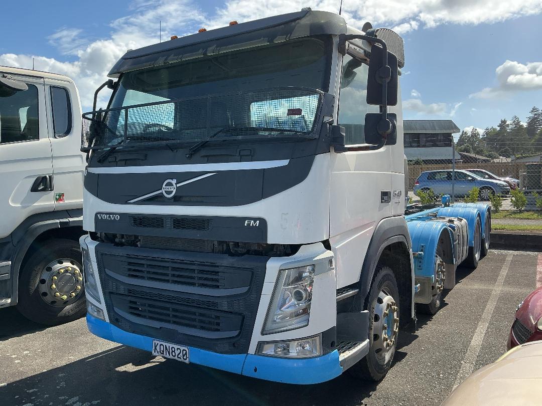 Photo '9' of Volvo FM 540 SERIES 4 8X4R Cab Chassis Photo '9' of Volvo FM 540 SERIES 4 8X4R Cab Chassis