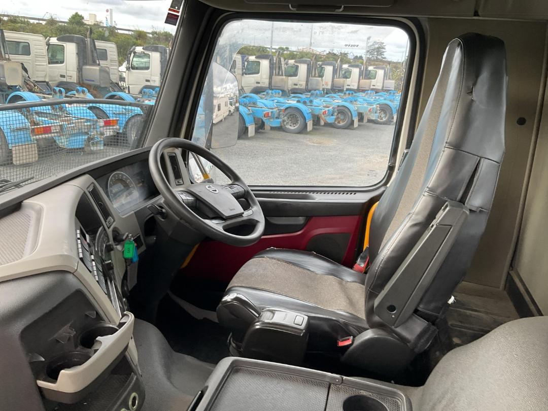 Photo '17' of Volvo FM540 Cab Chassis