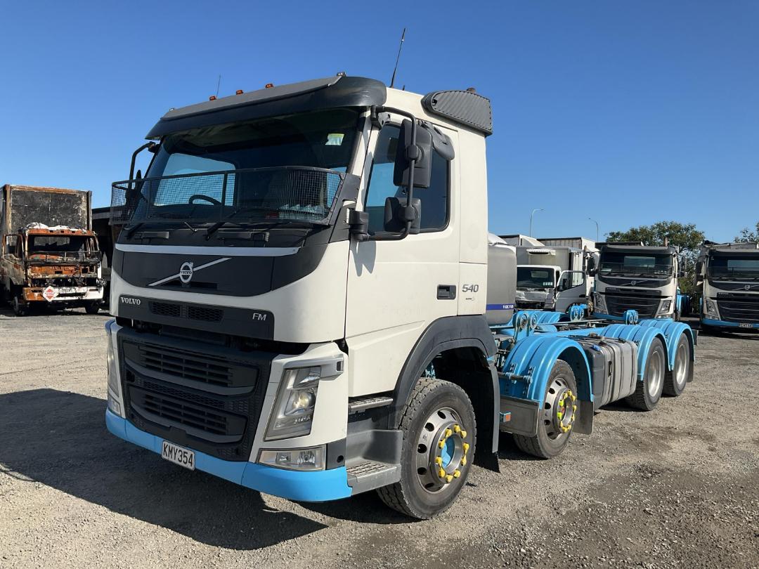 Photo '9' of Volvo FM540 Cab Chassis