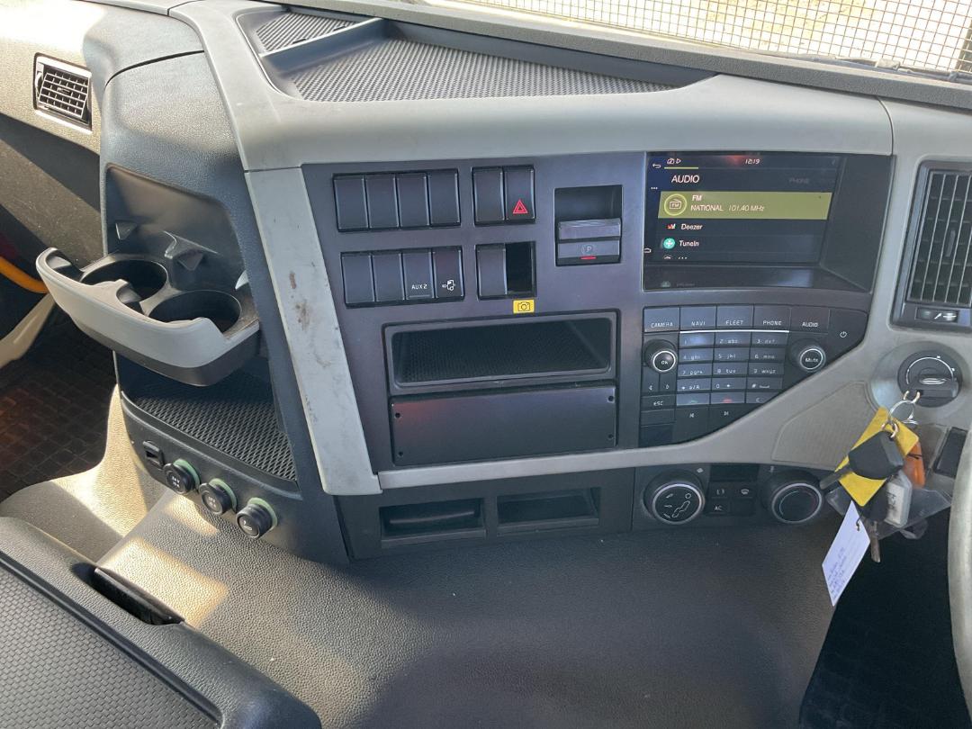 Photo '13' of Volvo FM540 Cab Chassis