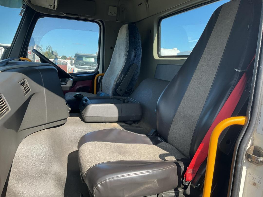 Photo '17' of Volvo FM540 Cab Chassis