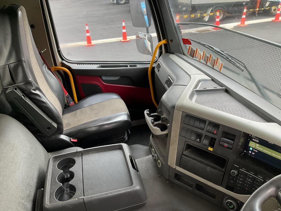 Photo '14' of Volvo FM540 Cab Chassis