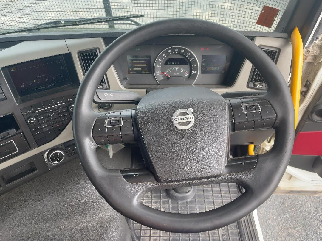 Photo '13' of Volvo FM540 Cab Chassis