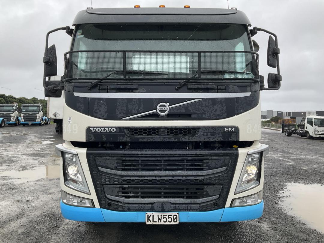 Photo '10' of Volvo FM540 Cab Chassis