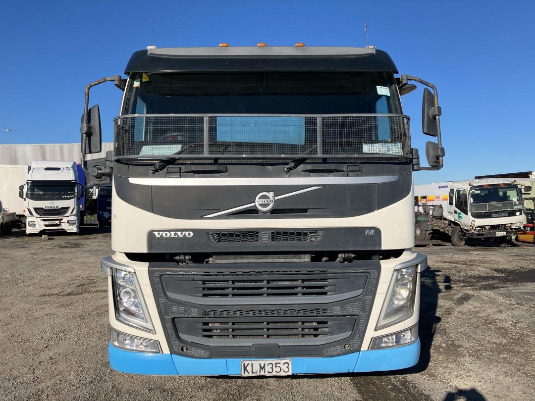 Photo '10' of Volvo FM540 Cab Chassis Photo '10' of Volvo FM540 Cab Chassis