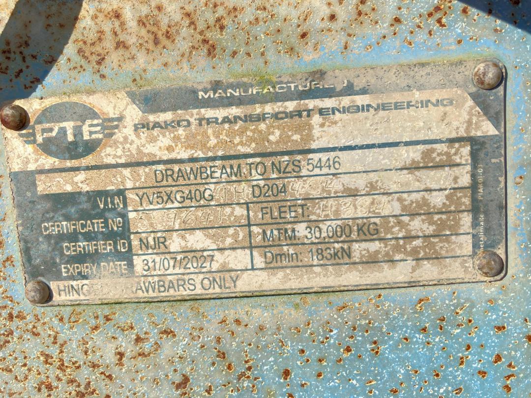 Photo '34' of Volvo FM540 Cab Chassis Photo '34' of Volvo FM540 Cab Chassis