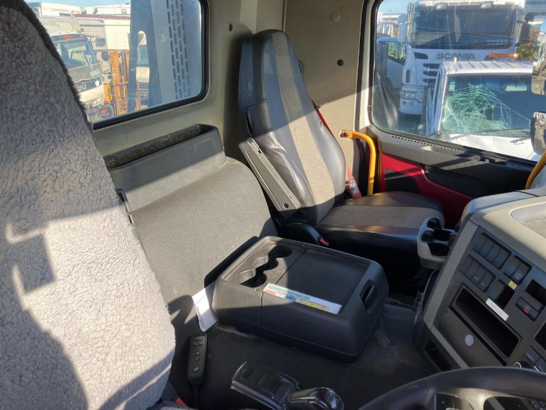 Photo '13' of Volvo FM540 Cab Chassis Photo '13' of Volvo FM540 Cab Chassis