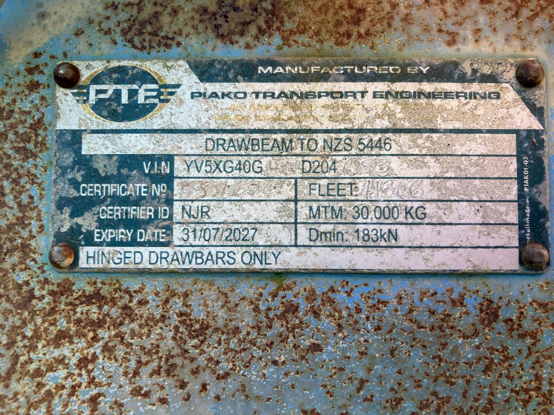 Photo '35' of Volvo FM540 Cab Chassis Photo '35' of Volvo FM540 Cab Chassis