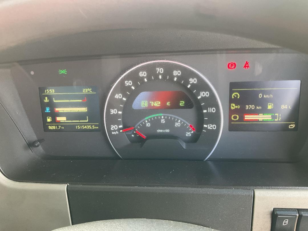 Photo '13' of Volvo FM540 Cab Chassis Photo '13' of Volvo FM540 Cab Chassis