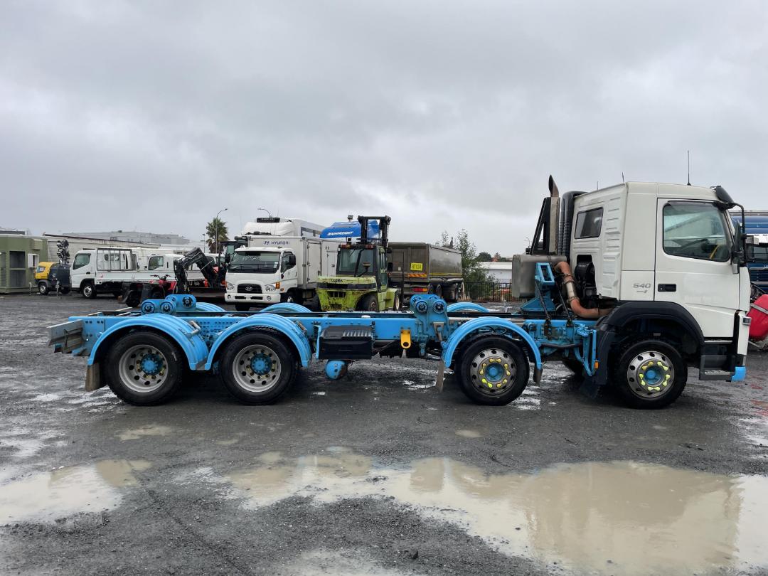 Photo '3' of Volvo FM540 Cab Chassis