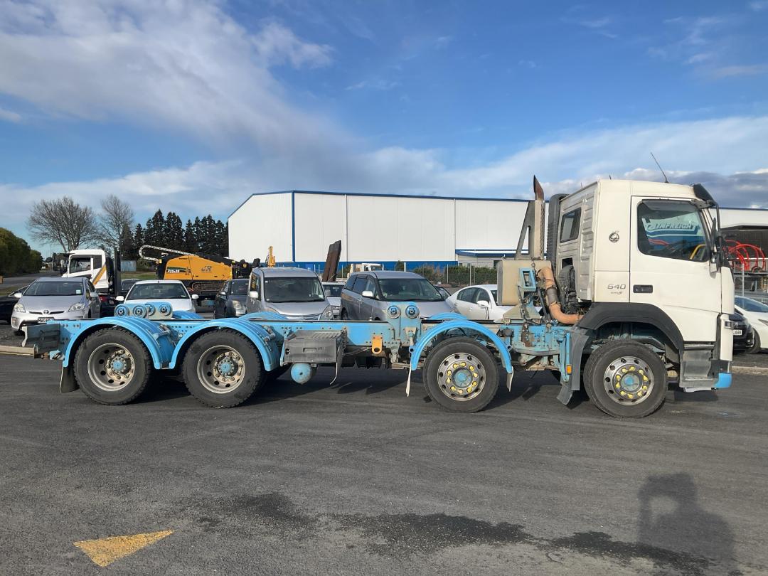 Photo '3' of Volvo FM540 Cab Chassis