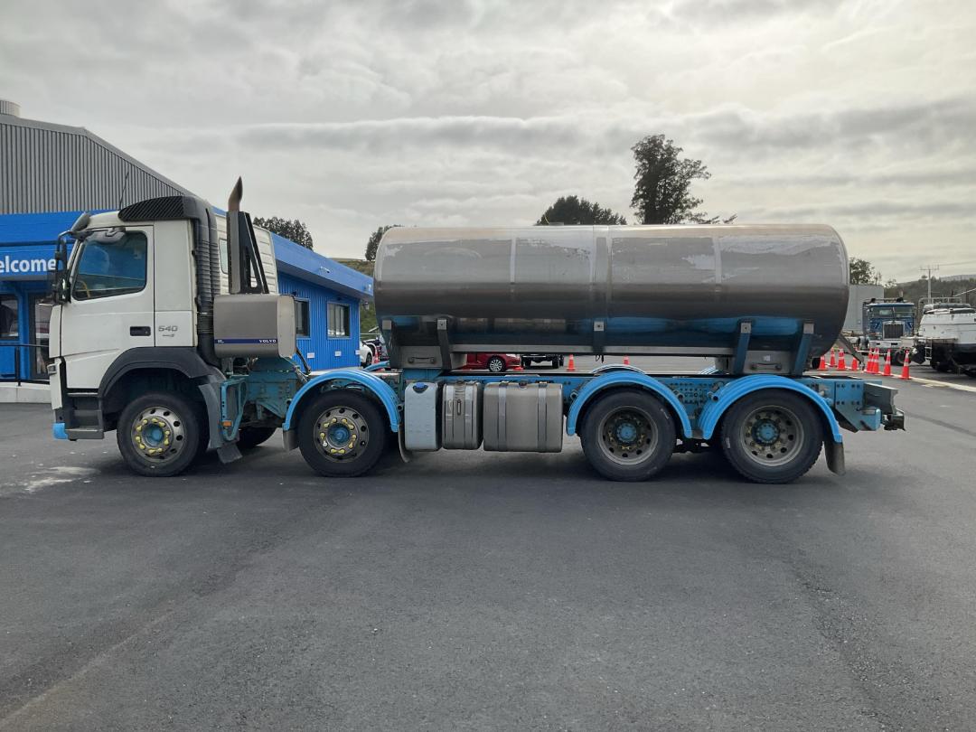Photo '7' of Volvo FM540 Tanker