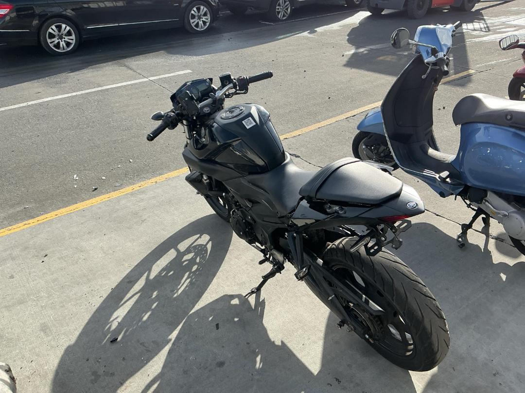 Photo '5' of Yamaha MT-03 LA Photo '5' of Yamaha MT-03 LA