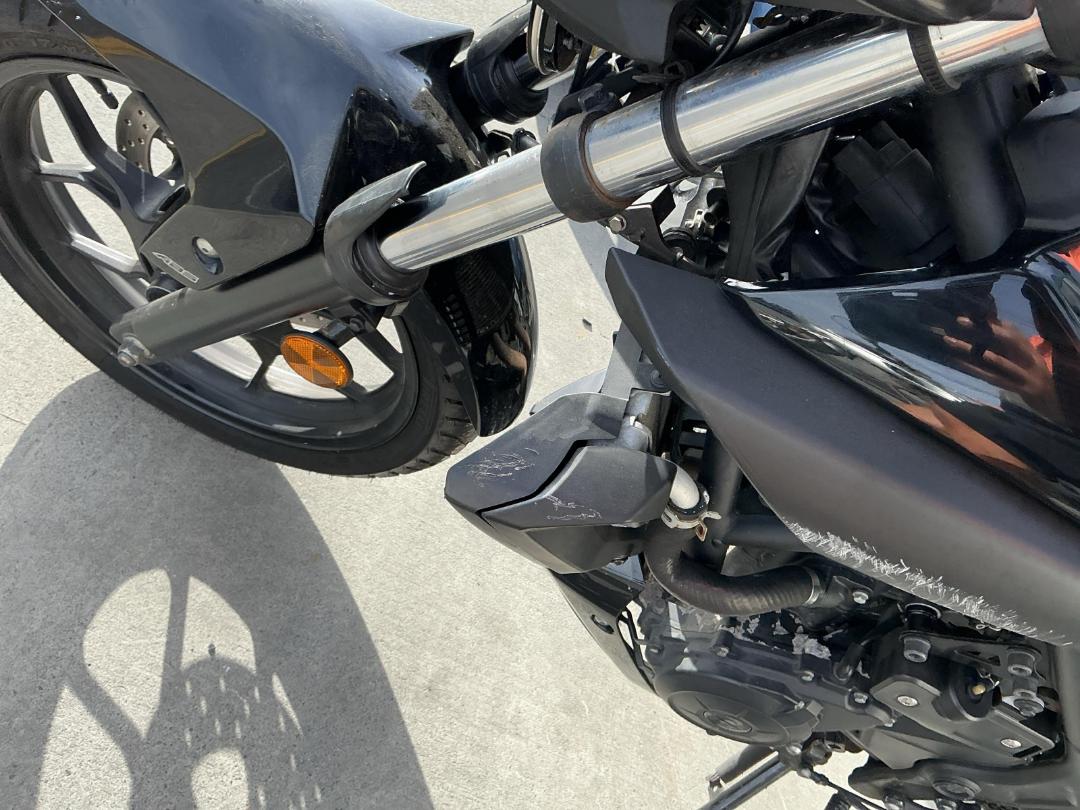 Photo '27' of Yamaha MT-03 LA Photo '27' of Yamaha MT-03 LA