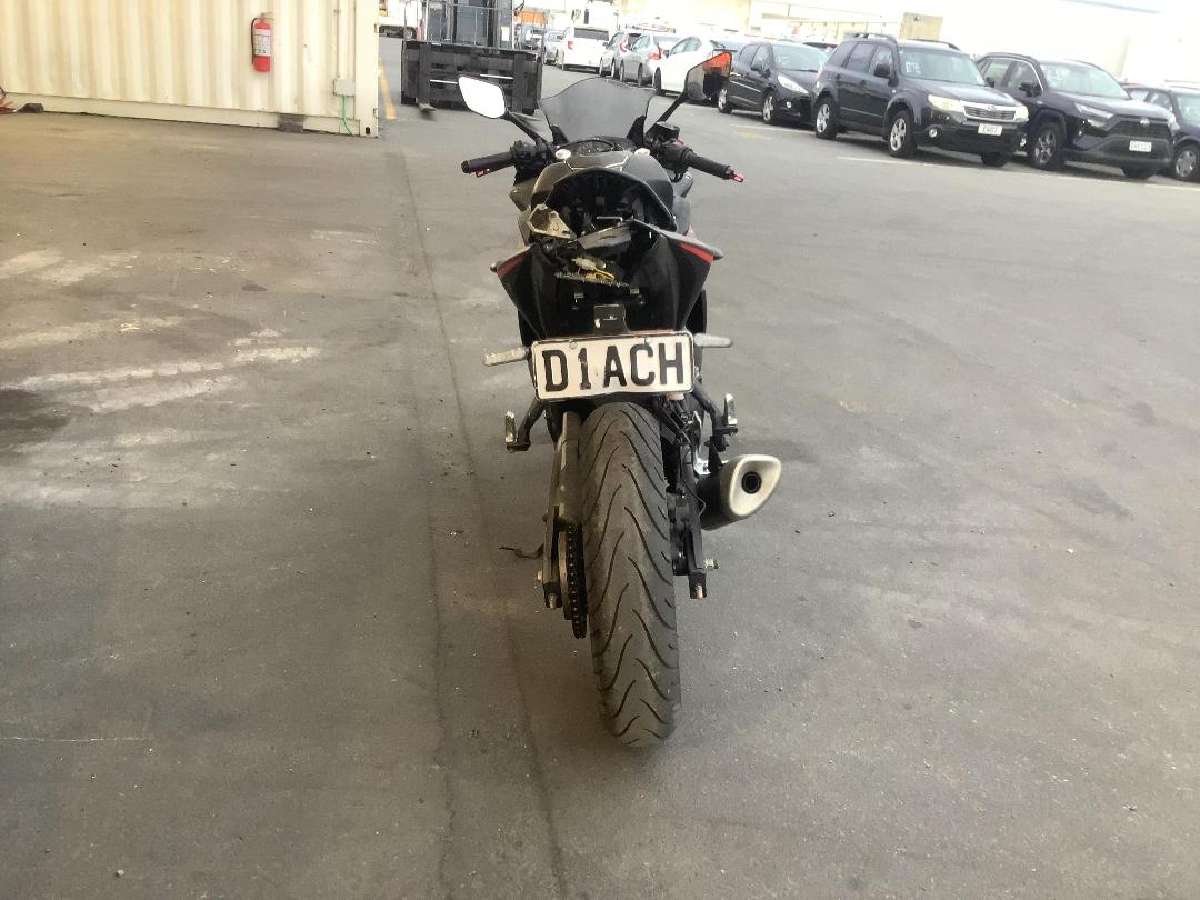 Photo '8' of Yamaha YZF R3AH Photo '8' of Yamaha YZF R3AH