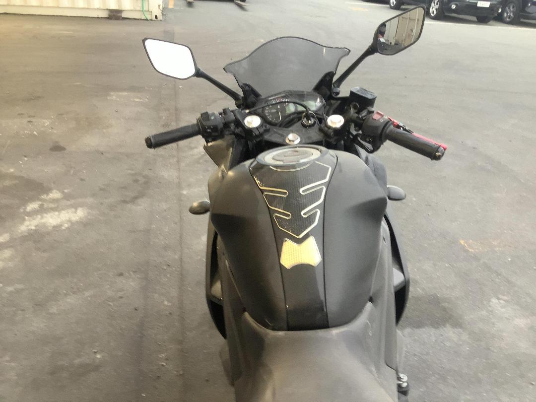 Photo '13' of Yamaha YZF R3AH Photo '13' of Yamaha YZF R3AH