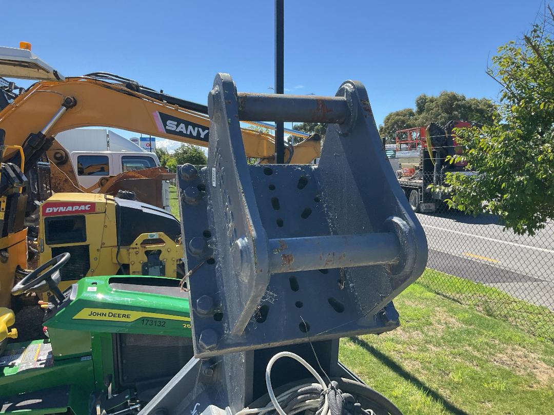 Photo '7' of 12-20t 500kg Post Driver H65-233 Other Machine