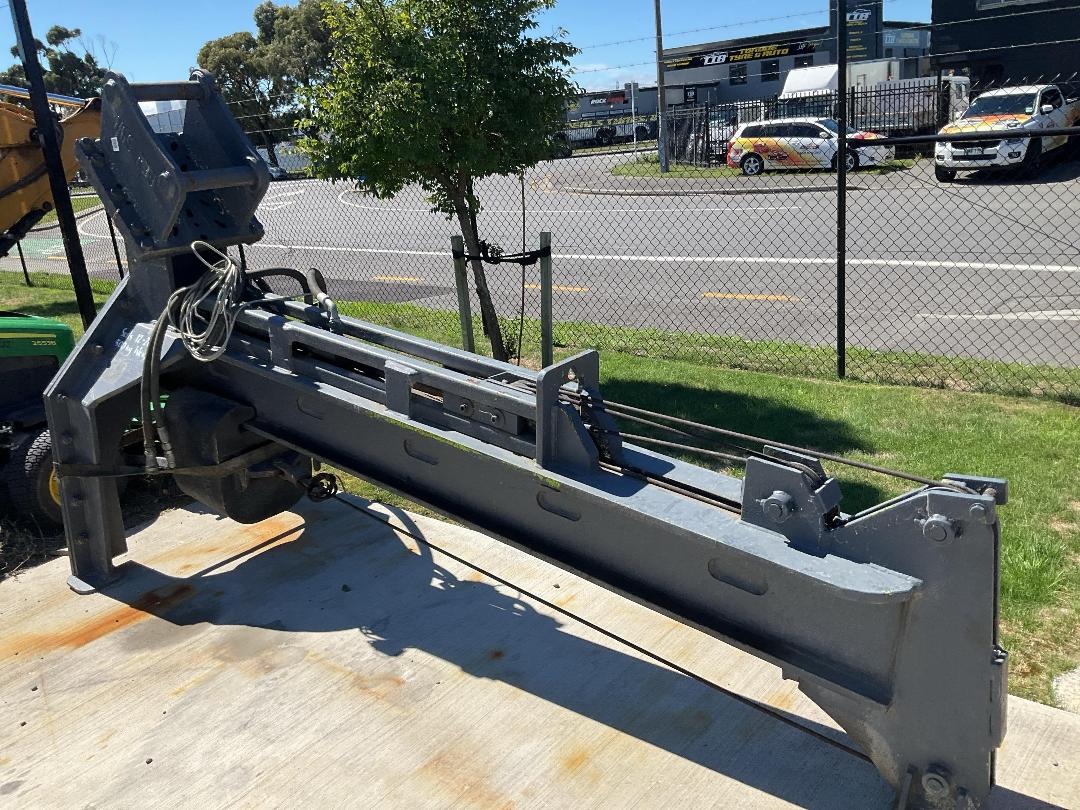 Photo '3' of 12-20t 500kg Post Driver H65-233 Other Machine