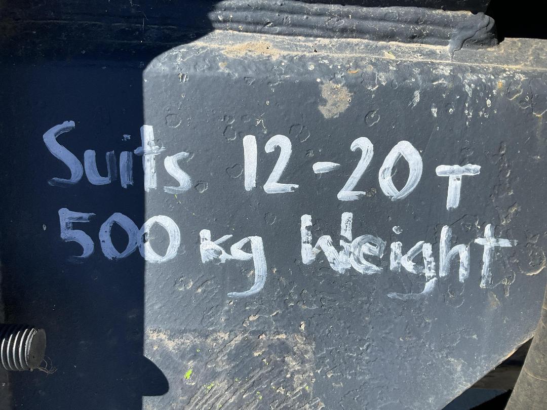 Photo '9' of 12-20t 500kg Post Driver H65-233 Other Machine