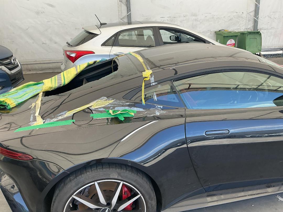 Photo '10' of Aston Martin Vantage