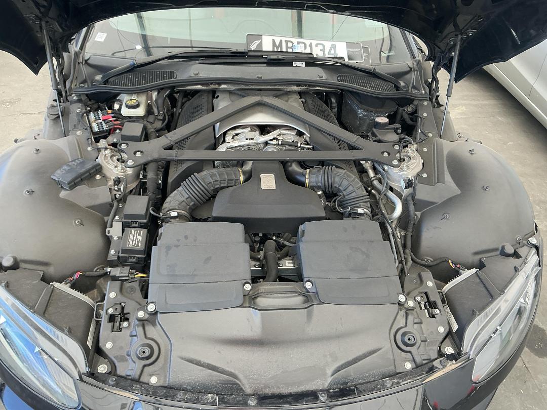 Photo '16' of Aston Martin Vantage