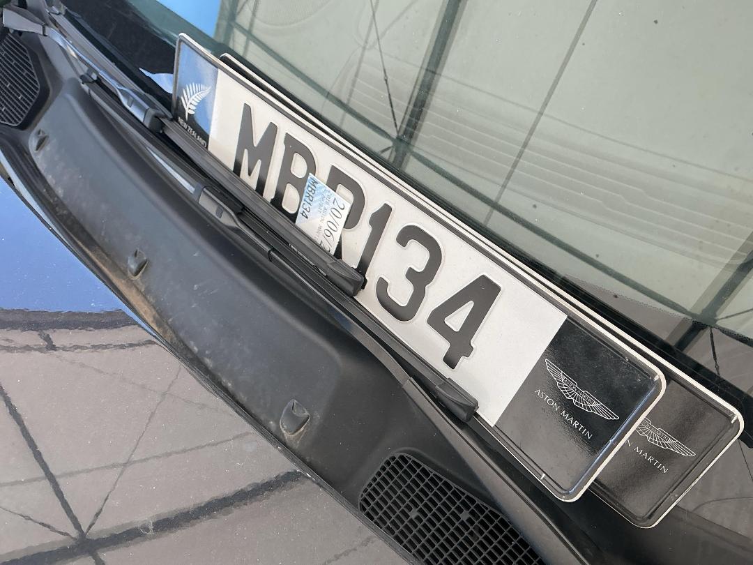 Photo '22' of Aston Martin Vantage