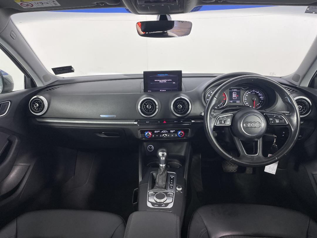 Photo '17' of Audi A3 Photo '17' of Audi A3