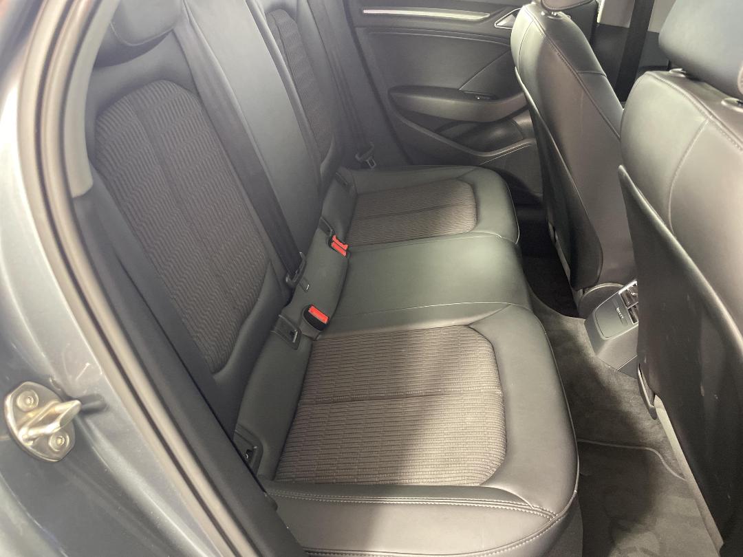 Photo '20' of Audi A3 Photo '20' of Audi A3