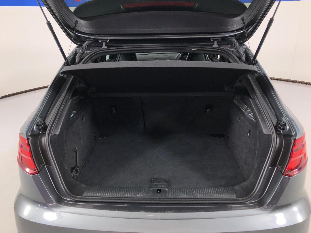 Photo '14' of Audi A3