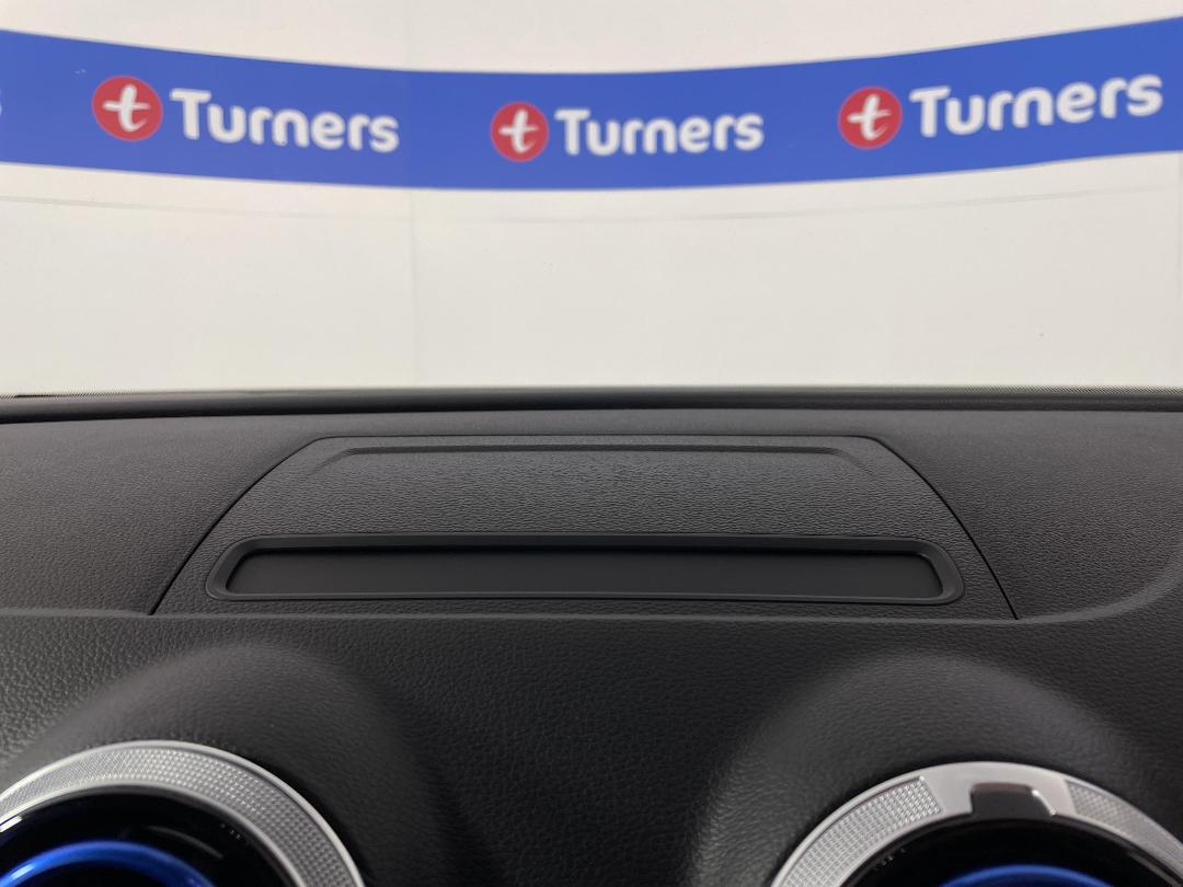 Photo '30' of Audi A3