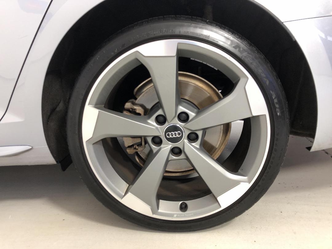 Photo '11' of Audi A4