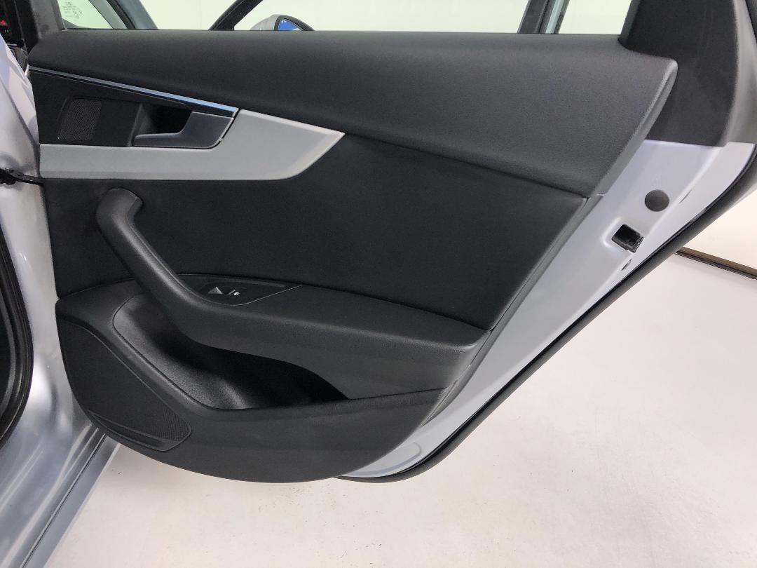 Photo '19' of Audi A4