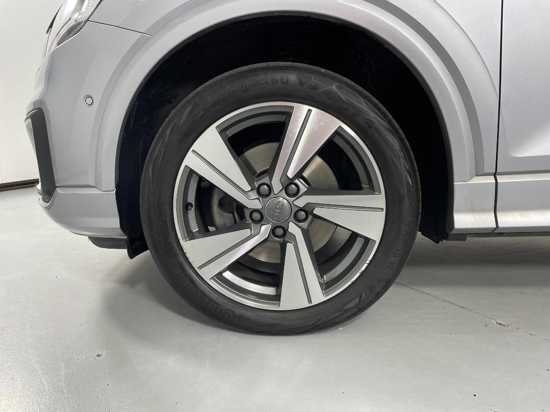 Photo '10' of Audi Q2