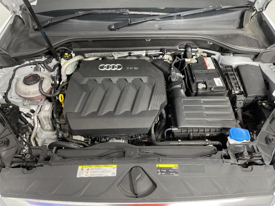 Photo '13' of Audi Q2