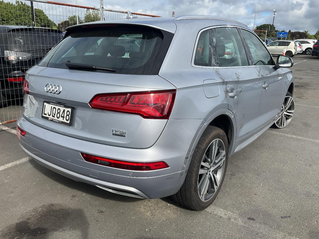 Photo '4' of Audi Q5 Q5 2.0 Tfsi Sport Photo '4' of Audi Q5 Q5 2.0 Tfsi Sport