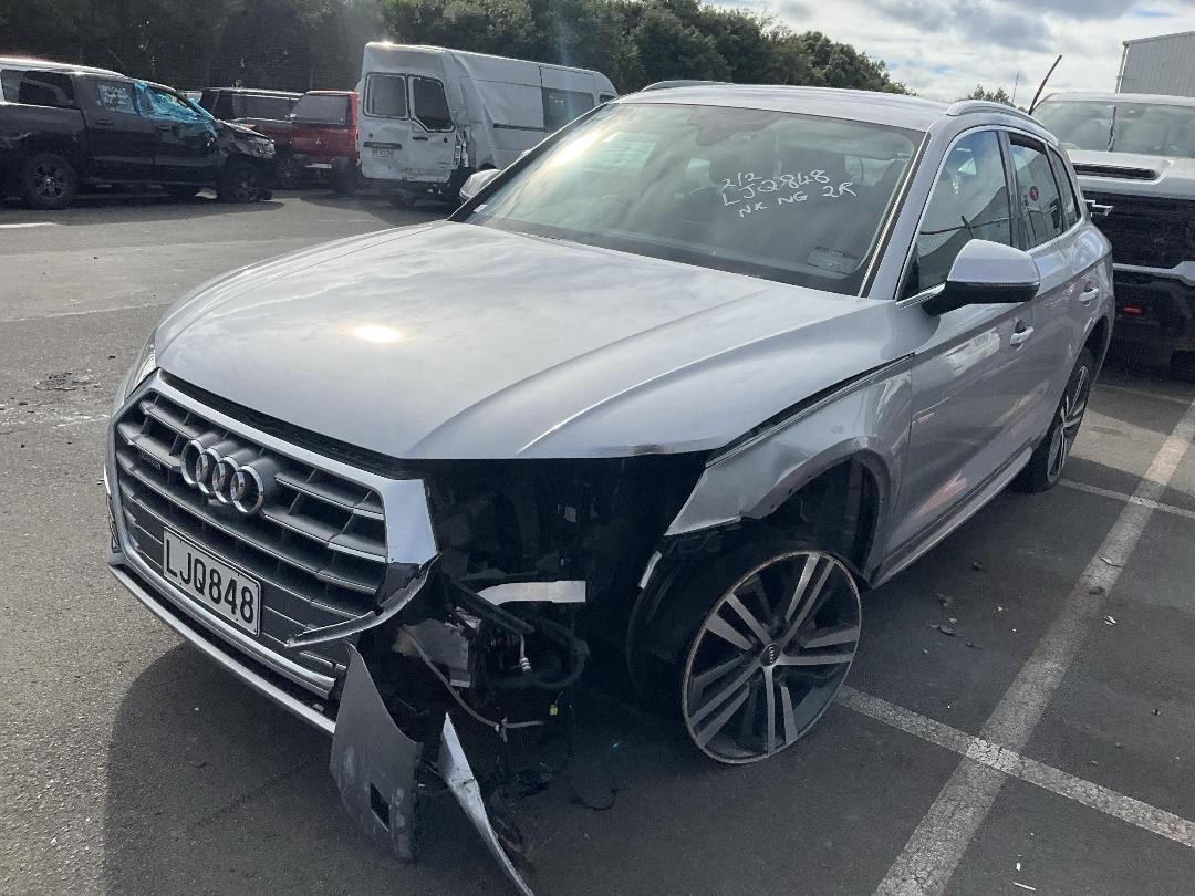 Photo '2' of Audi Q5 Q5 2.0 Tfsi Sport Photo '2' of Audi Q5 Q5 2.0 Tfsi Sport